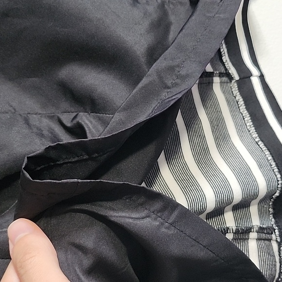 LM Studio Black/White Zebra Striped Button Up Blazer With Lined Back Canadian - Picture 9 of 9